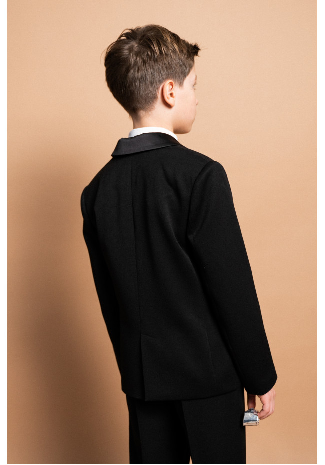 Пиджак черного цвета 